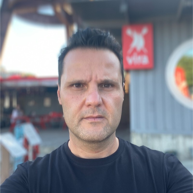 Mert Onay